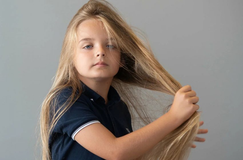  A boy who cut his hair for the first time at the age of 9!