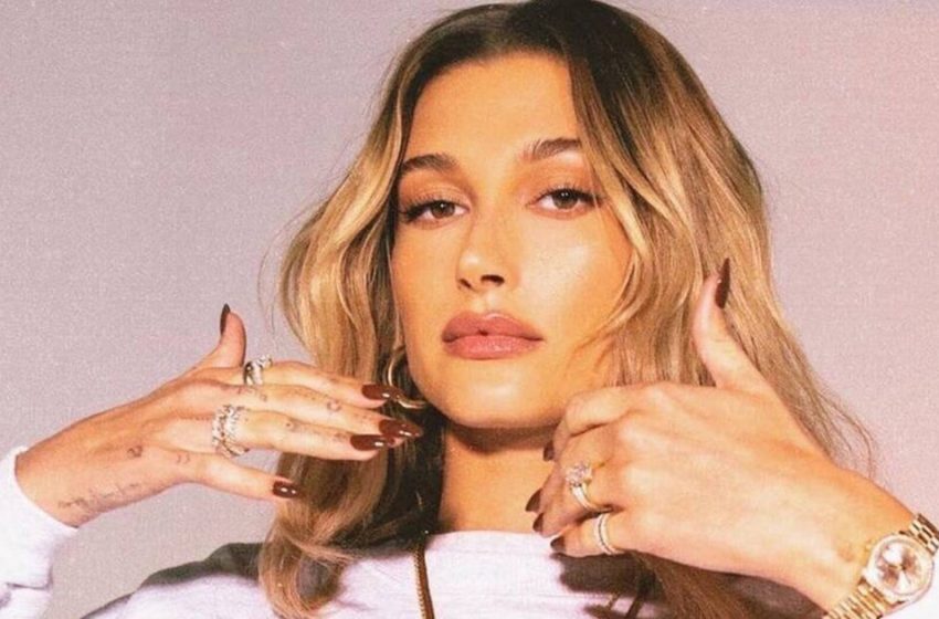  Hailey Bieber Left Everyone Speechless In Her Recent Photoshoot