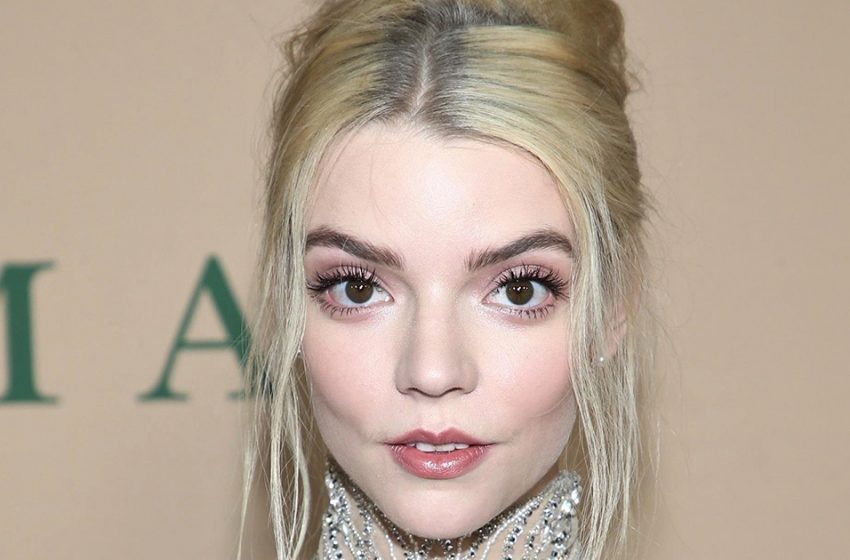  “The most graceful girl in Hollywood!” Anya Taylor-Joy in a dress caused a stir