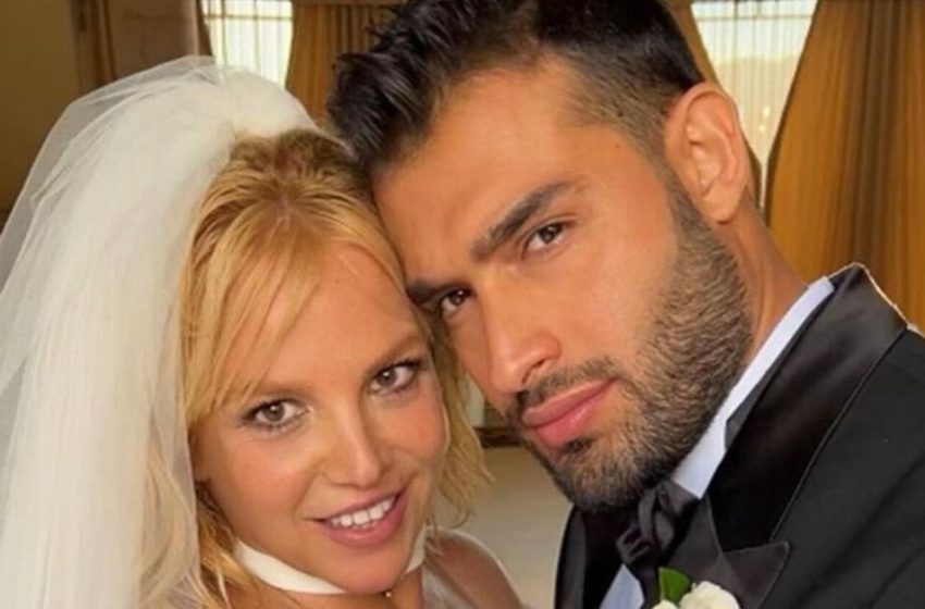  “All The Care Causes A Lot Of Stress.” Britney Spears’ Husband Explained Her Strange Behavior
