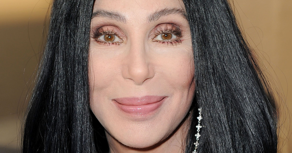 "Can't Recognize With No Makeup! "75YearOld Cher With No Makeup Has