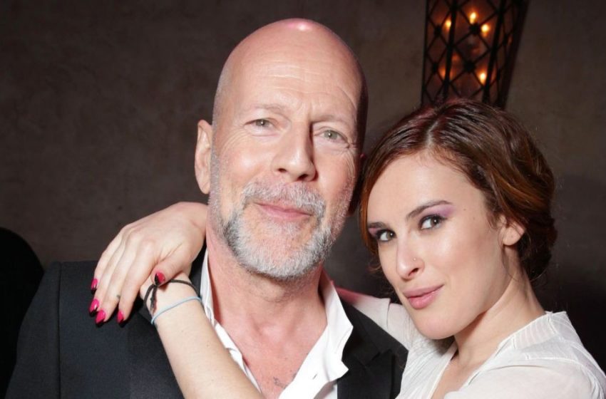  The Eldest Daughter Of Bruce Willis And Demi Moore Showed Her Pregnant Tummy