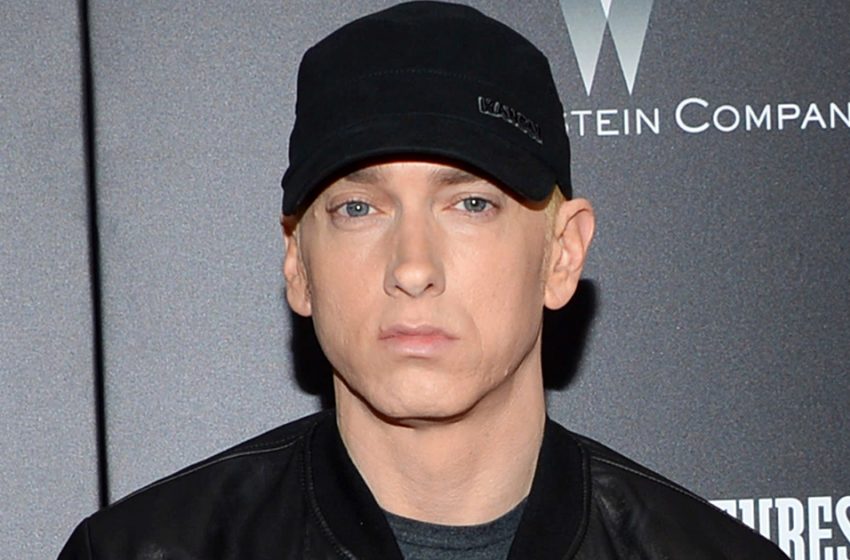  What does Eminem’s 26-year-old daughter look like now? The paparazzi for the first time in a long time photographed the rapper with his heiress!