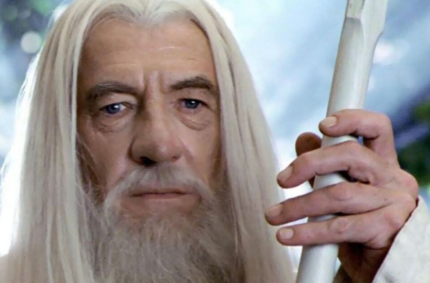  “Looks Like a Beatleman”: This Is What Gandalf Looked Like in His Youth!