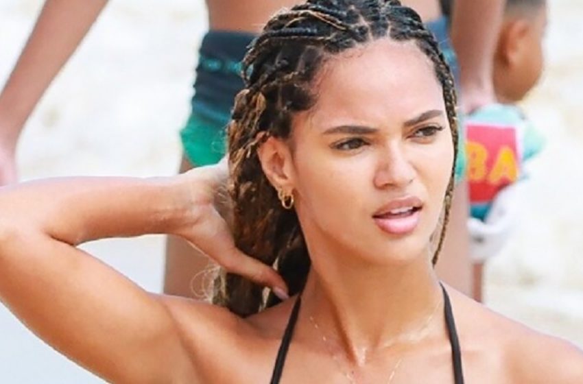  “Brazil’s Best Body!”: Kanye West’s Ex-Lover in a Provocative Bikini on The Beach Made a Splash!