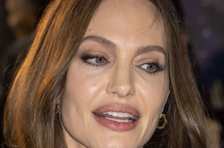  “Is This a Date Or Not?”: Angelina Jolie In a Black Dress With a Slit Went Out Of The Restaurant!