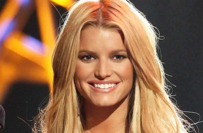  “From 240 pounds to 100 pounds”: Jessica Simpson, who lost a lot of weight appeared in public with her husband!