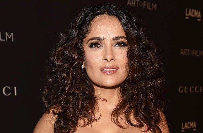  “Hot Mexican!” Salma Hayek Shared A Spicy Picture On The Instagram