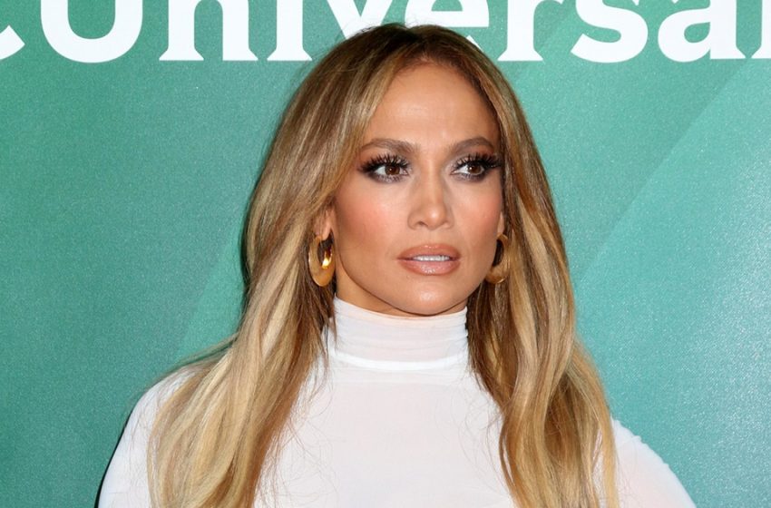 Jennifer Lopez Shared A Picture In A Dress With A Rather Revealing Cut