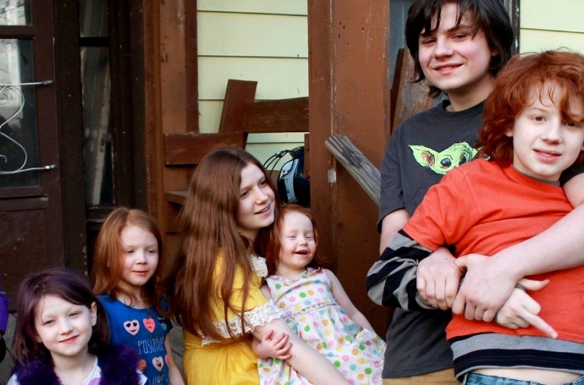  “She’s A Child Herself!” You Won’t Believe Your Eyes When You See This Mother Of 11 Children