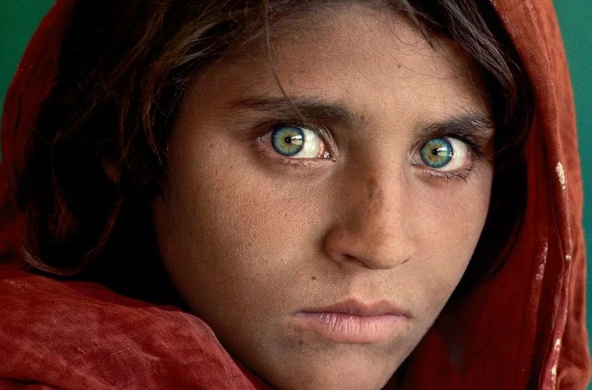  She Is Already 50! How The Life Of The Famous Afghan Girl Changed