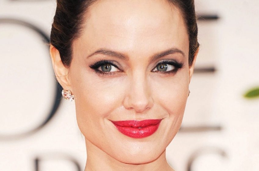  “Beautiful Blonde”: Jolie Has Changed And Began To Look More Glamorous!