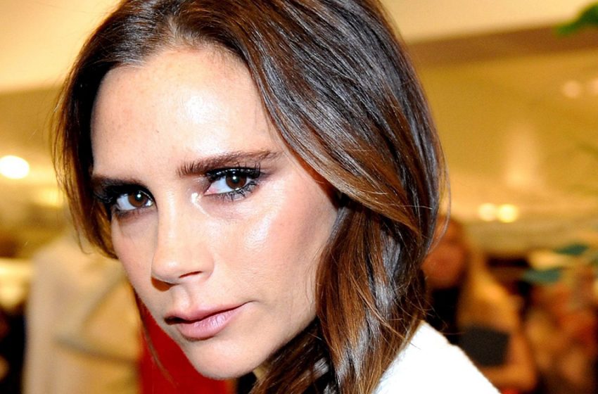  “My Muse! You Look Incredible” Victoria Beckham’s Daughter In A Dress With Open Shoulders Touched Her Mother