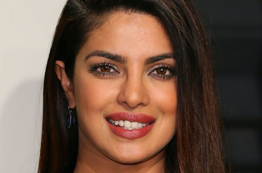  “She’s Still So Tiny!” Priyanka Chopra Showed The Face Of Her Daughter For The First Time