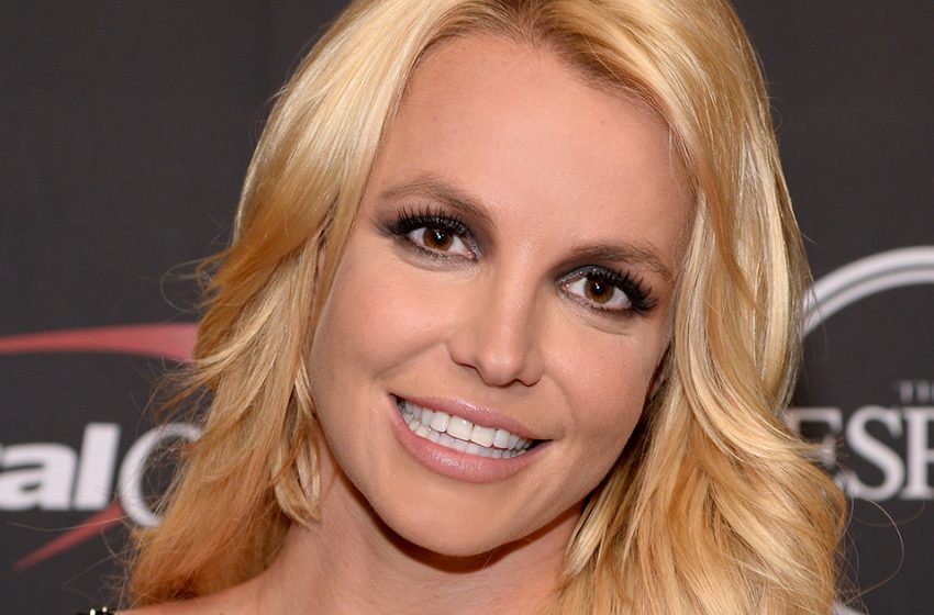  “We Look And Get Nostalgic!” What The Wedding Of Britney Spears Looked Like With Her Ex-Husband