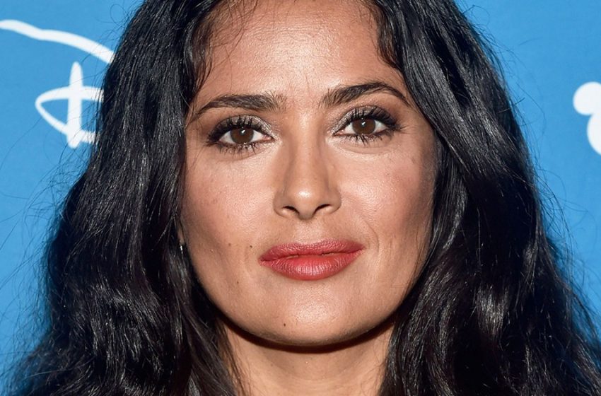  Salma Hayek gave birth to her daughter for the first time, but the male underside didn’t inherit her mother’s beauty