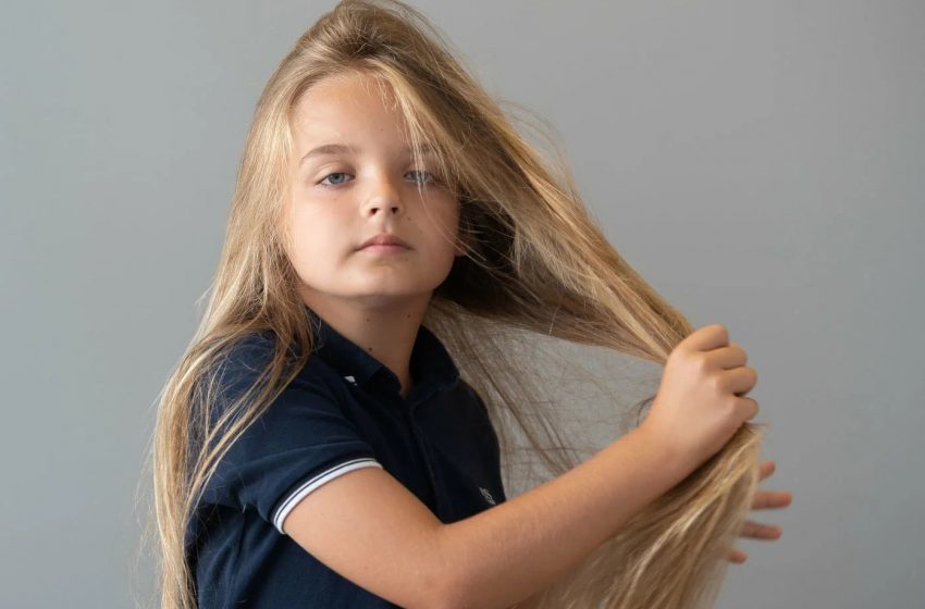  “ Little Rapunzel”. What a boy looks like who cut his hair for the first time at the age of 9