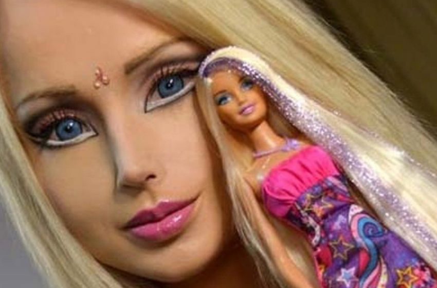  A Girl With The Appearance Of a Doll: Living Barbie Showed Real Herself!