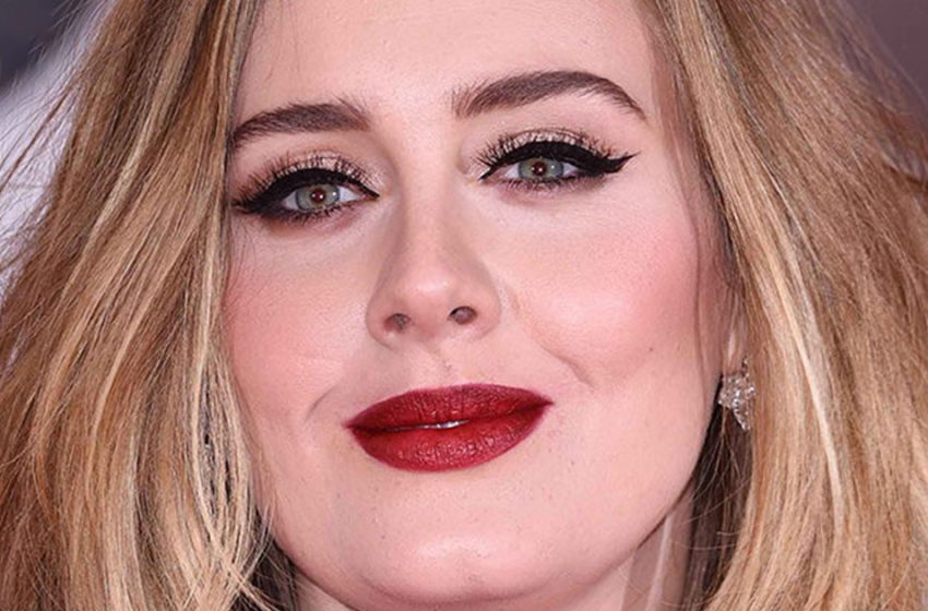  “Incredible! A Completely Different Person”: Adele Who Has Lost 90 lbs Is Simply Unrecognizable!