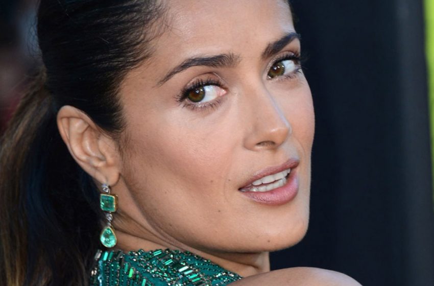  “We Swear She Doesn’t Get Old”: 56-Year-Old Salma Hayek Shared Photos From a Yacht In a Yellow Swim Suit!