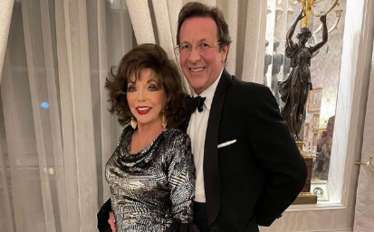 A Playful Outfit And A Young Husband Joan Collins Celebrates 90th   1676489777 1974 