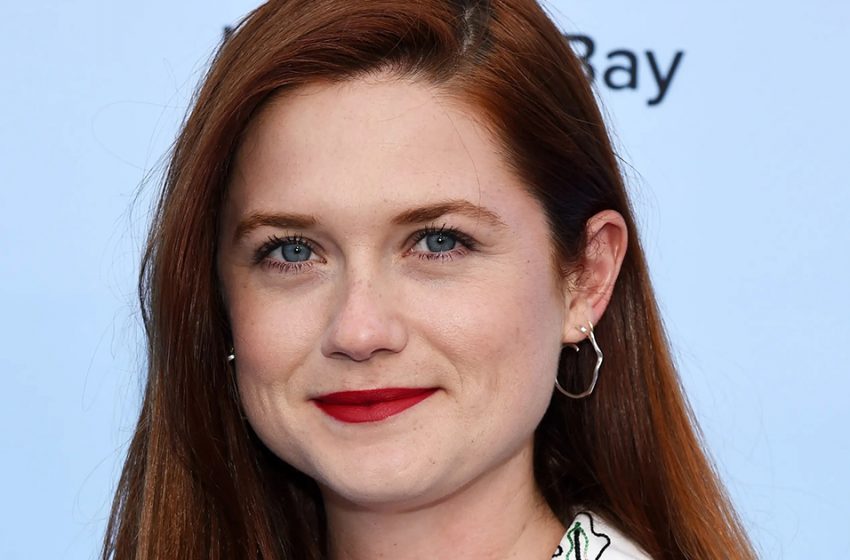  “We couldn’t wait!” 32-year-old star of “Harry Potter” Bonnie Wright announced pregnancy and showed a rounded tummy