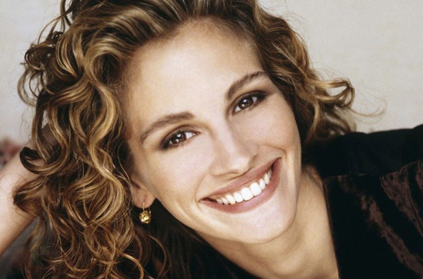  “What Happened To Her?”: 56-year-old Julia Roberts Showed Her Flabby Body!