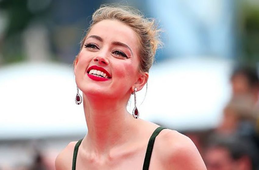  “Where Is Her Breast?”: Amber Heard Emphasized Her Zero Size Breast With an Unsuccessful Outfit!