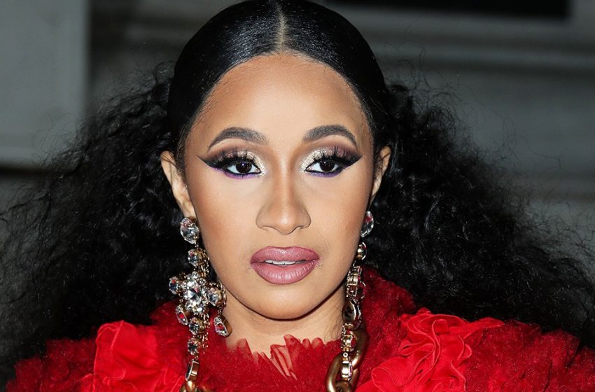  “Crossed All The Boundaries Of Decency”: Hollywood Diva – Cardi B Eclipsed The Kardashians With Her Forms In a Bodysuit!