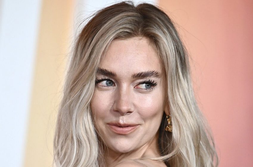  “Red Carpet Embarrassment”: Vanessa Kirby In a Dress Without a Bra Accidentally Exposed Her Breasts!
