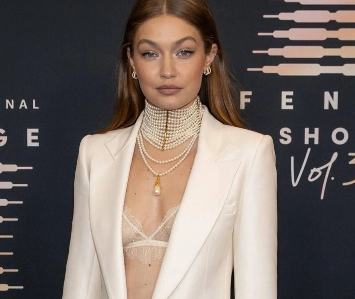 A Girl With A Dragon Tattoo Gigi Hadid Showed Off A Fresh Tattoo In