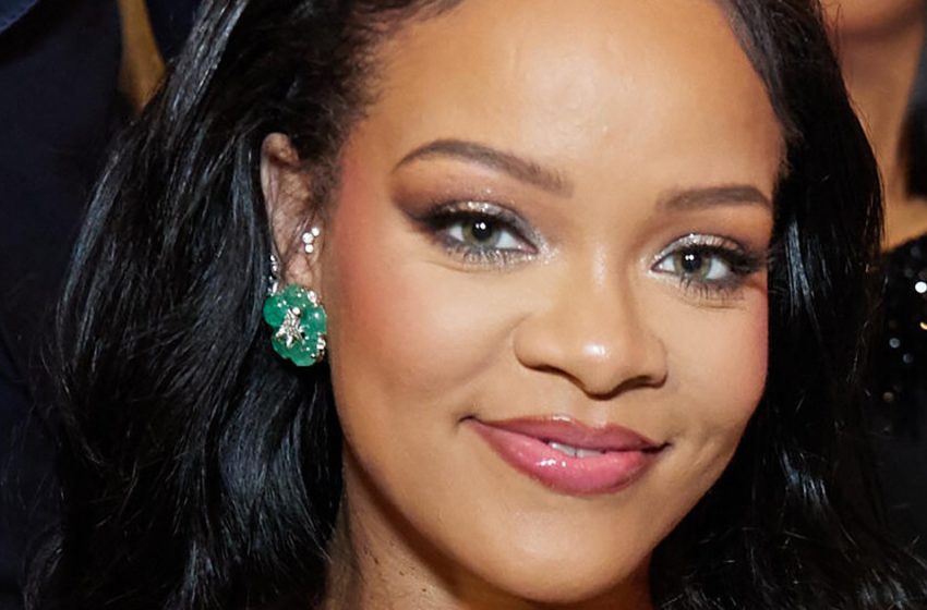 “A Girl With Bright Eyes And a Copy Of Her Mother”: Rihanna Gave Birth To a Daughter!